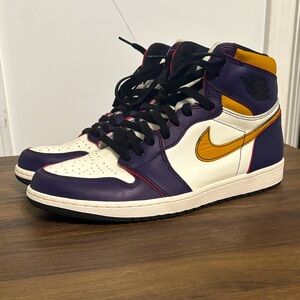 Air Jordan 1 Retro High SB LA to Chicago men’s 11 (VND)